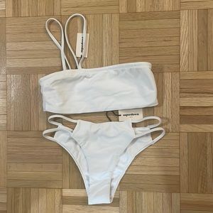 Super down matching bikini set white